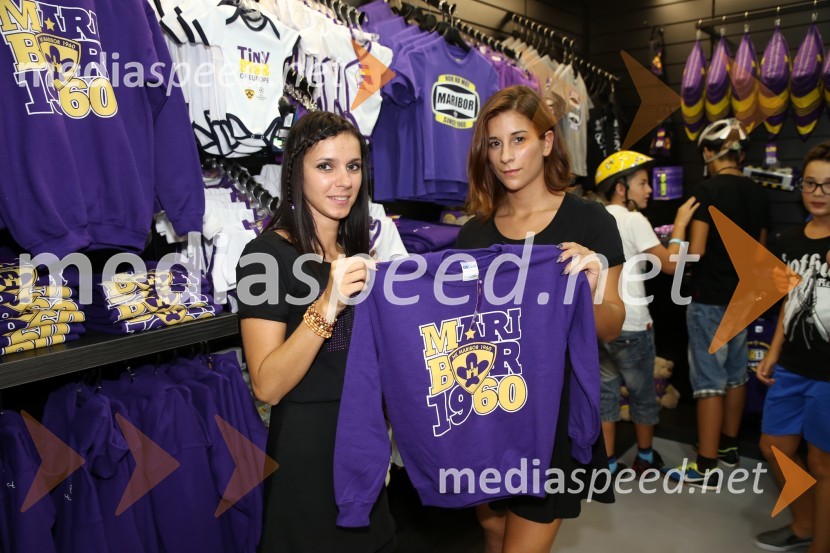 Vijol'čna bajta 2, otvoritev trgovine