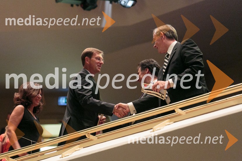  Vesna Arnšek; prof. dr. Miro Cerar, predsednik vlade Republike Slovenije;  Mitja Bervar, predsednik Državnega sveta Republike Slovenije;  Danilo Türk, nekdanji predsednik Republike SlovenijeTurandot, opera