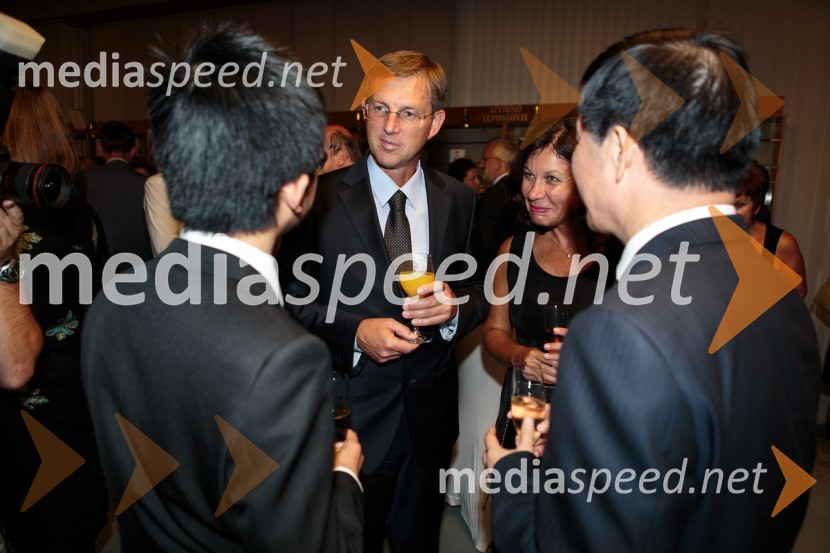 prof. dr. Miro Cerar, predsednik vlade Republike Slovenije;  Vesna ArnšekTurandot, opera