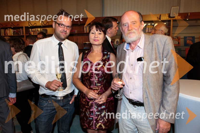  ... ;  Violeta Tomić, igralka, poslanka ZL;  ... Turandot, opera