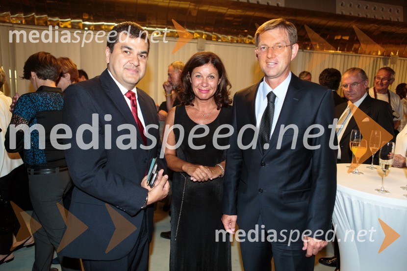  Wilmer Armando Depablos, Veleposlaništvo Venezuele;  Vesna Arnšek; prof. dr. Miro Cerar, predsednik vlade Republike SlovenijeTurandot, opera