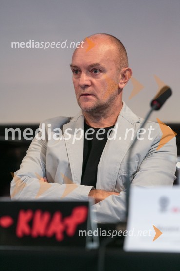  Iztok Kovač, direktor Zavoda EN-KNAP in umetniški vodja Centra kulture Španski borciPandrujev Faust in druge velike zgodbe do zaključka Festivala Ljubljana