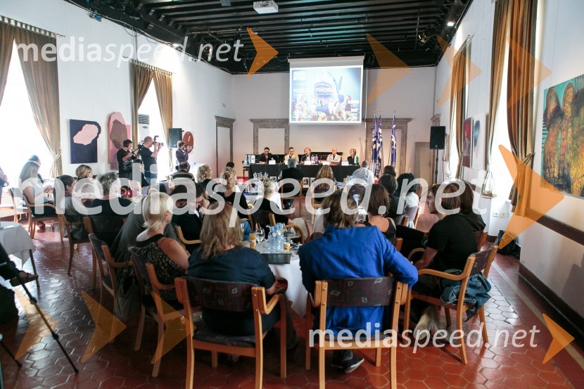 Pandrujev Faust in druge velike zgodbe do zaključka Festivala Ljubljana