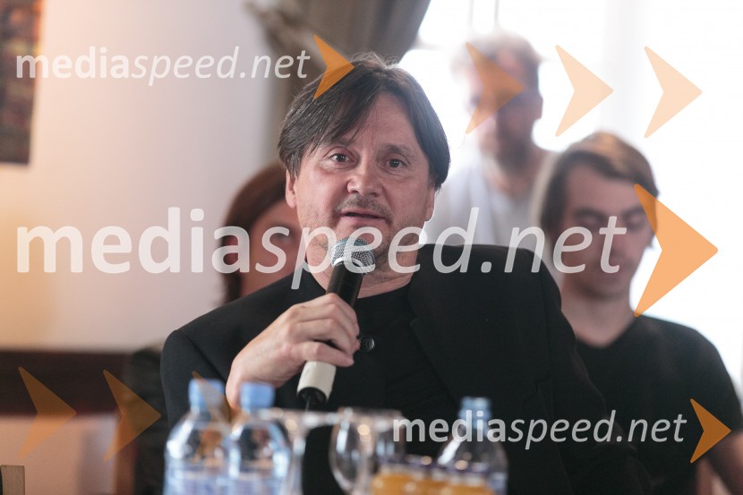  Branko Šturbej, igralecPandrujev Faust in druge velike zgodbe do zaključka Festivala Ljubljana