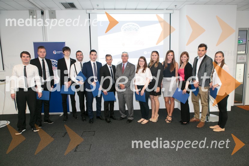 Program Summer Economics Institute zaključila že četrta generacija študentovProgram Summer Economics Institute zaključila že četrta generacija študentov