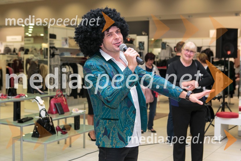  Klemen Bunderla, radijski voditelj, radio Aktual20. obletnica trgovine Modiana