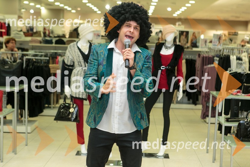  Klemen Bunderla, radijski voditelj, radio Aktual20. obletnica trgovine Modiana