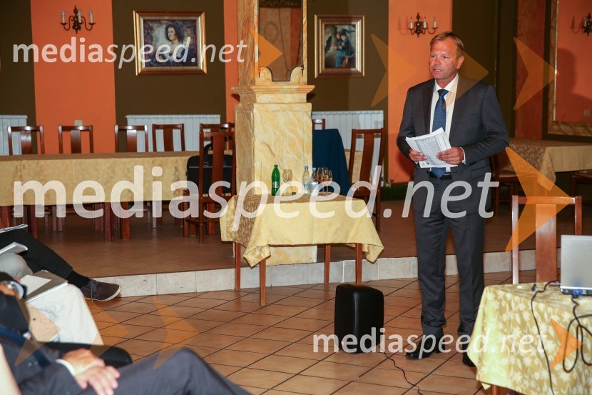 Volkswagen transportna vozila, predstavitev