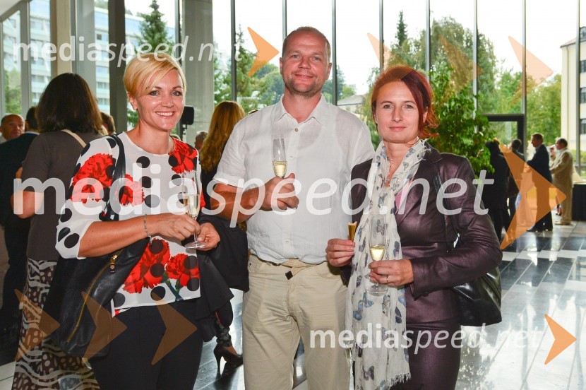  Katja Jovanovič, Aroma Herbal;  Janko Zupanec, lastnik Pomone;  ... Medical center Rogaška z obnovo zgradbe Terapija in inovativnimi zdravstvenimi programi