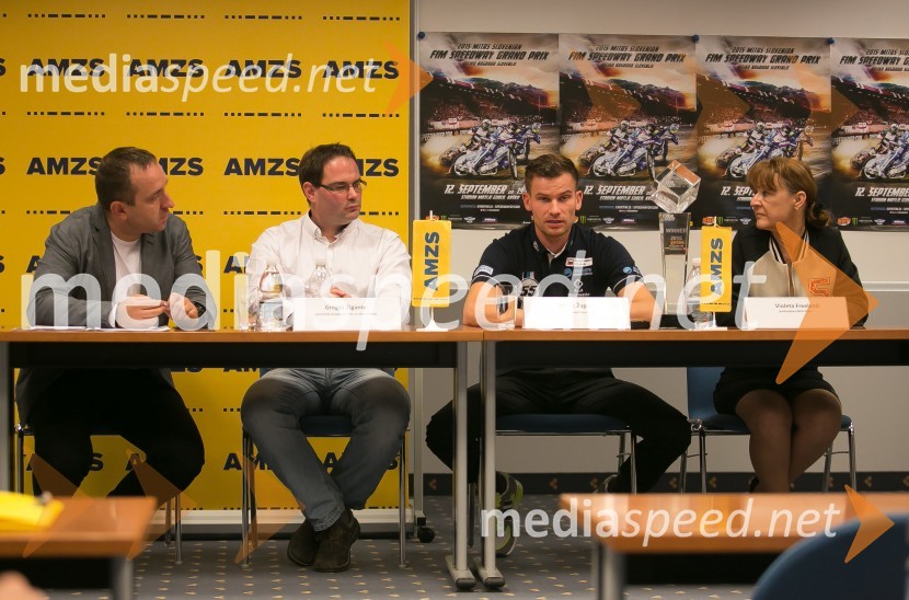  Borut  Cvetko, kreativni direktor Mediaspeed;  Gregor Žigante, pomočnik direktorja dirke za VN Slovenije;  Matej Žagar, speedwayist (Slovenija);  Violeta Freeland, predsednica AMD Krško V Krškem vse nared za moto športni spektakel sezone