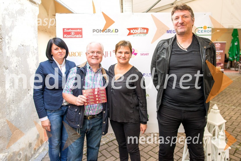  Ines Kranjec, Korenika;  ... ;  Tatjana Škrilec, Društvo za promocijo in zaščito prekmurskih dobrot;  Jože Škrilec, predsednik AMD Štefan KovačFestival prekmurske šunke in gibanice 2015