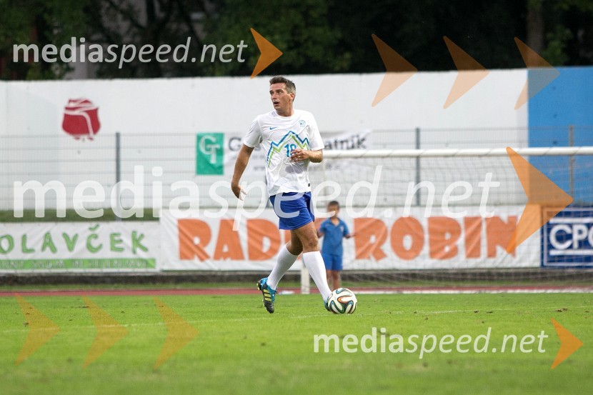  Milenko Ačimović, nekdanji nogometašLegende za Mišo, dobrodelna nogometna tekma