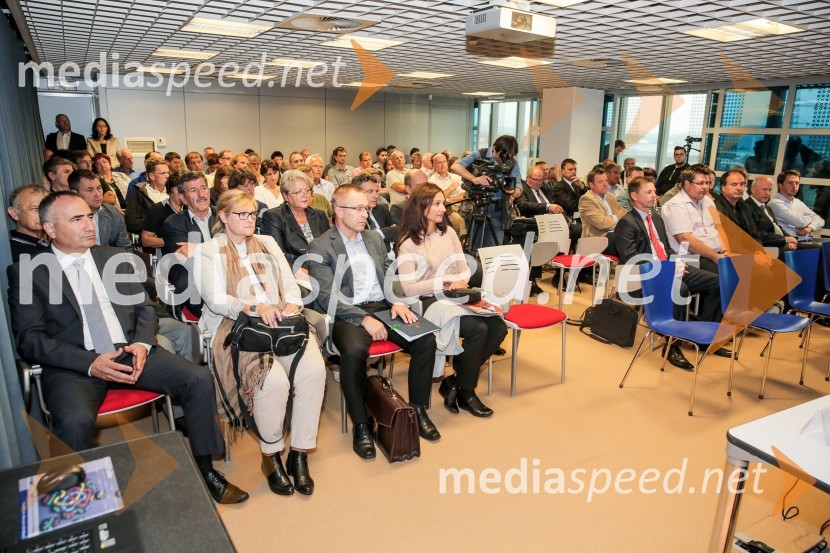 Formule uspeha in vizija v gradbeništvu, okrogla miza