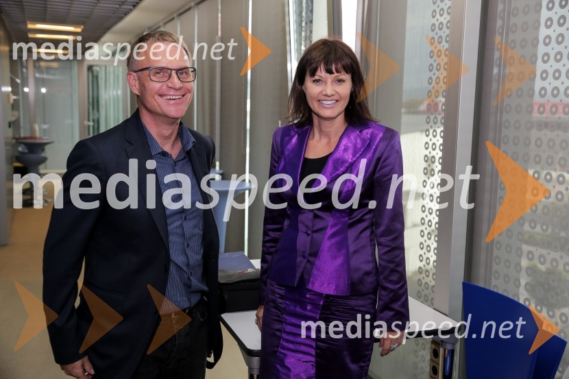  Andrej Ržišnik, direktor podjetja Protim Ržišnik Perc; mag. Andreja  Jernejčič, direktorica podjetja Lin&NilFormule uspeha in vizija v gradbeništvu, okrogla miza