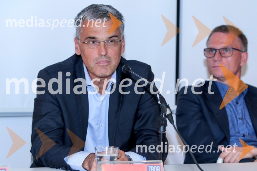 mag. Črtomir Remec, predsednik Inženirske zbornice SlovenijeFormule uspeha in vizija v gradbeništvu, okrogla miza