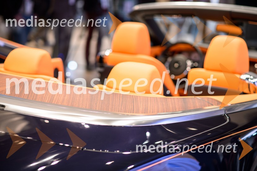 Rolls-Royce DawnMednarodni avtomobilski salon v Frankfurtu 2015