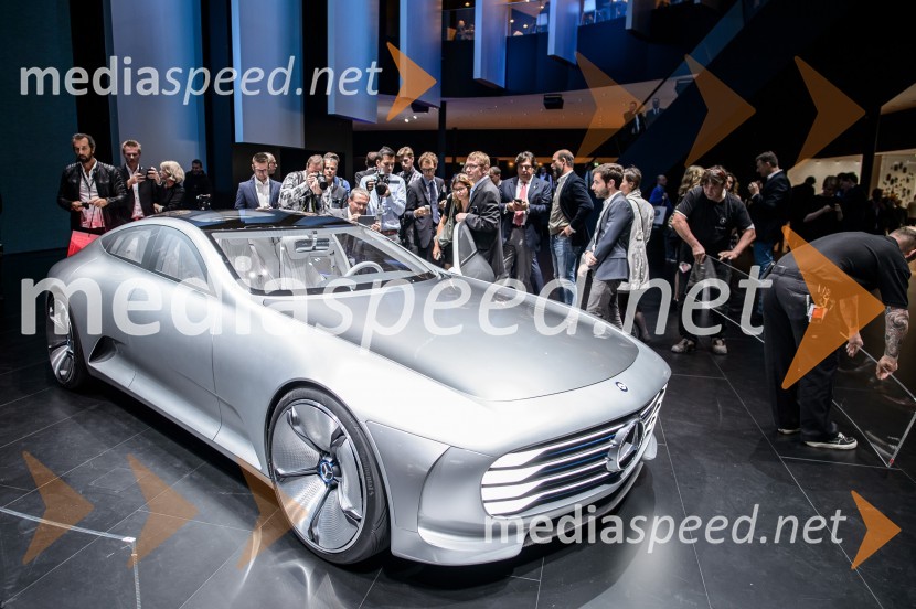 Mercedes-Benz IAA ConceptMednarodni avtomobilski salon v Frankfurtu 2015