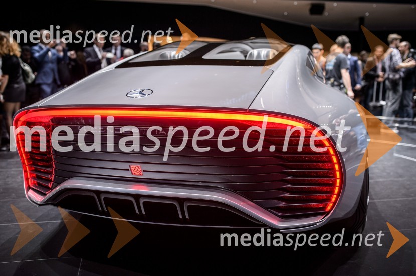 Mercedes-Benz IAA ConceptMednarodni avtomobilski salon v Frankfurtu 2015