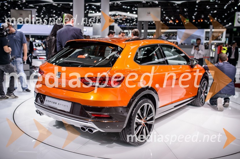 Seat Leon Cross SportMednarodni avtomobilski salon v Frankfurtu 2015
