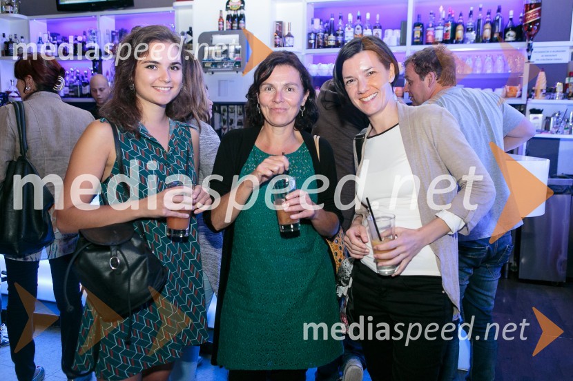  ... ;  Ingrid Kovač Brus, RA Slovenija;  Andreja Purger, marketing CineplexxNajstniška komedija Julija in alfa Romeo s filmsko ekipo