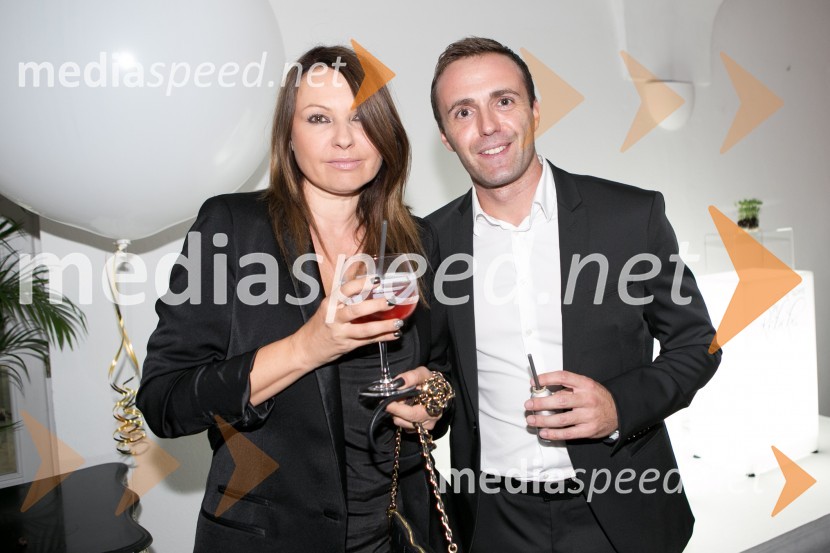  Anja Rupel, pevka;  Ranko Babić, stand up komikPredstavitev parfuma MySpirit by Rebeka Dremelj