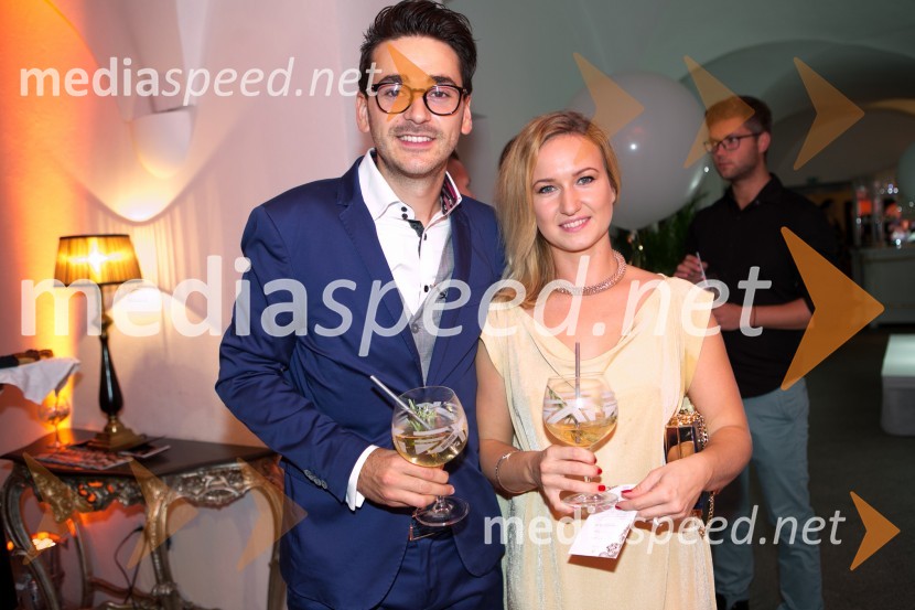  Samo Kozlevčar, glasbenik;  Anja PepelnjakPredstavitev parfuma MySpirit by Rebeka Dremelj