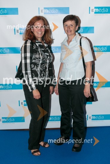  Vera Kocbek, vodja marketinga, Grawe zavarovalnica d.d.;  Andreja ErdlenE-Media, 10 let