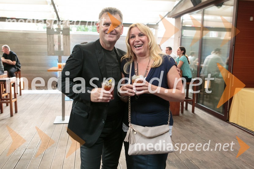  Emil Temimovič, direktor, E-Media d.o.o.;  Andreja Turnšek Petrovič, namestnica direktorja trženja, Europlakat d.o.o.E-Media, 10 let