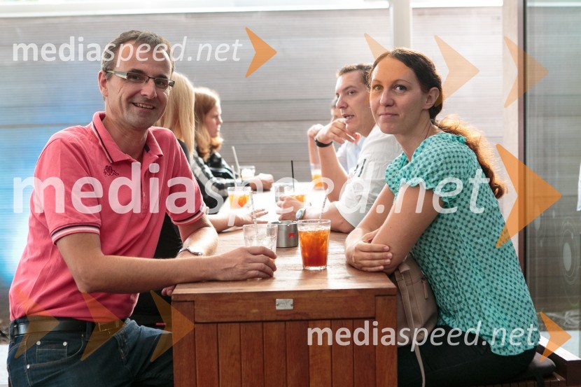  Ambrož Mrzlikar, poslovno svetovanje Ambrož Mrzlikar s.p.;  Sonja MrzlikarE-Media, 10 let