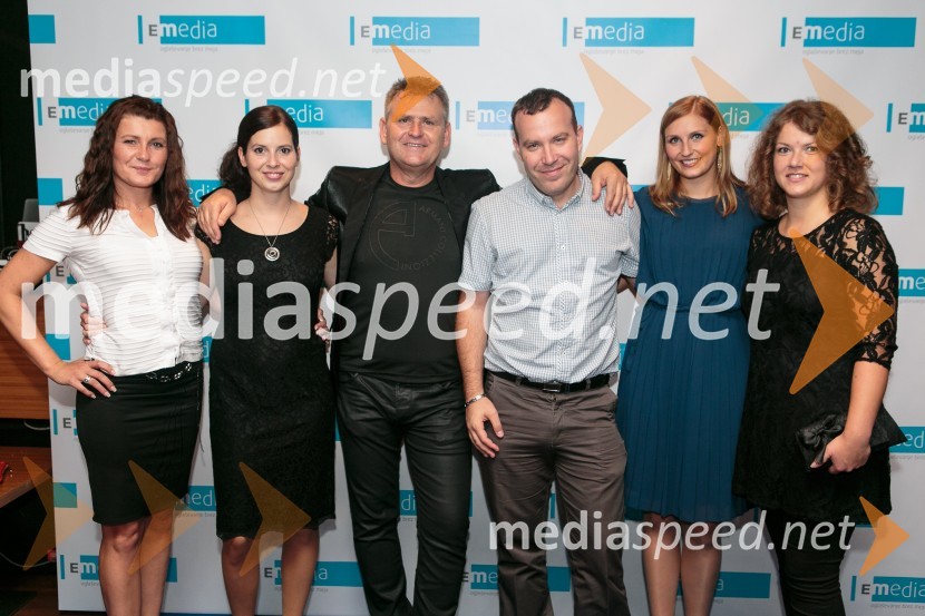  Breda Novak, računovodstvo, E-Media d.o.o.;  Valentina Pirih, vodja marketinga, E-Media d.o.o.;  Emil Temimovič, direktor, E-Media d.o.o.;  Andrej Bizaj, direktor, Lediks d.o.o.;  Beatrice Božič, trženje, E-Media d.o.o.;  Špela Verbič, trženje, E-Media d.o.o.E-Media, 10 let