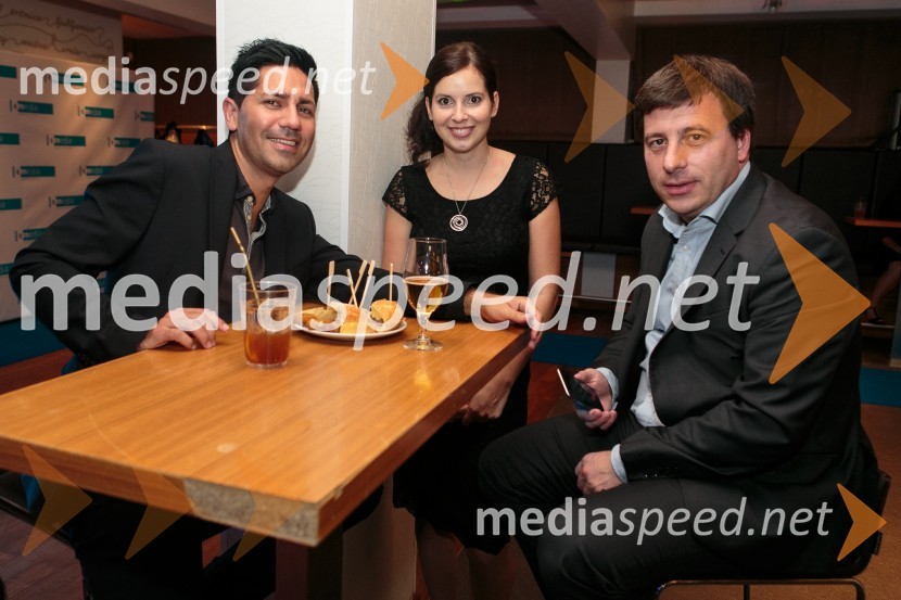  Dejan Plastovski, vodja marketinga, Nogometna zveza Slovenije;  Valentina Pirih, vodja marketinga, E-Media d.o.o.;  Aleš Zavrl, generalni sekretar NZSE-Media, 10 let