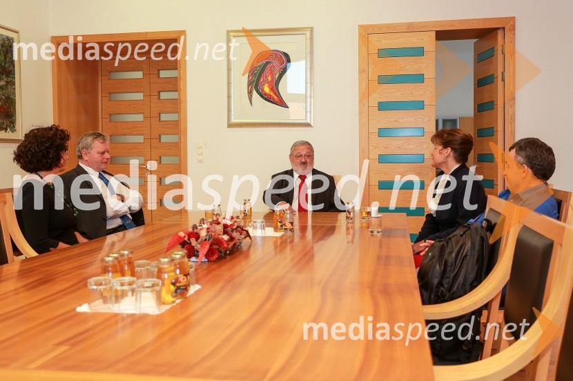 prof. dr. Jernej Turk, prorektor, Univerza  v Mariboru; prof. dr. Igor Tičar, rektor, Univerza v Mariboru;  ... 40 let Univerze v Mariboru, otvoritev razstave