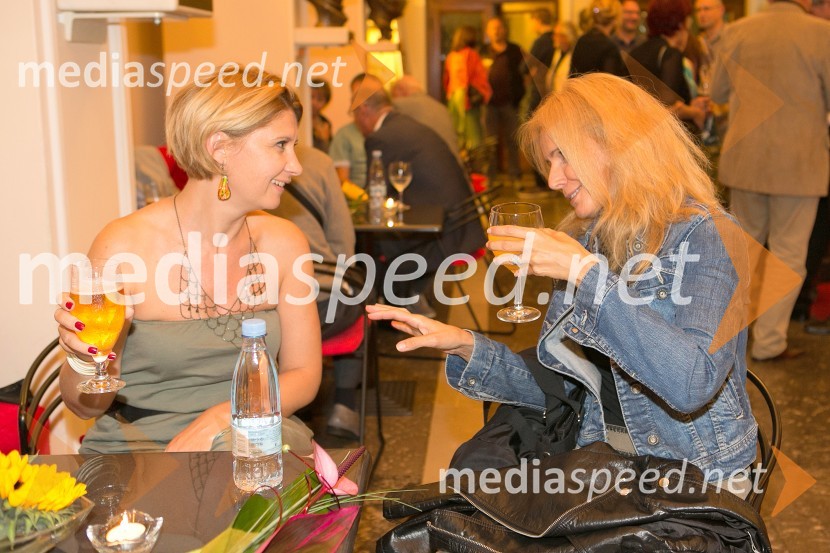  Vesna Pernarčič, igralka;  ... Učene ženske po motivih Molièrovih Učenih žensk, premiera SLG Celje