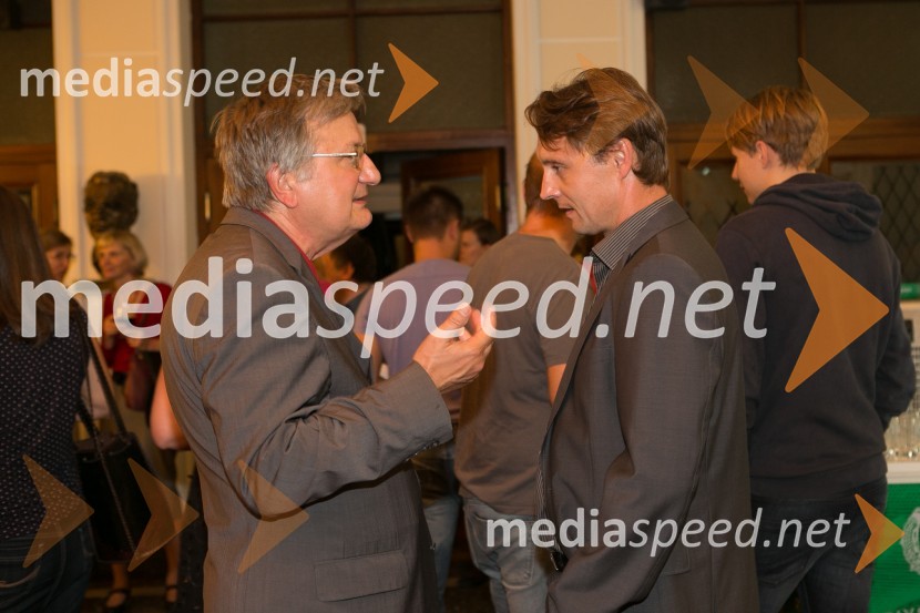  Slavko Pezdir, kritik;  Peter Srpčič, direktor Mestnega gledališča PtujUčene ženske po motivih Molièrovih Učenih žensk, premiera SLG Celje