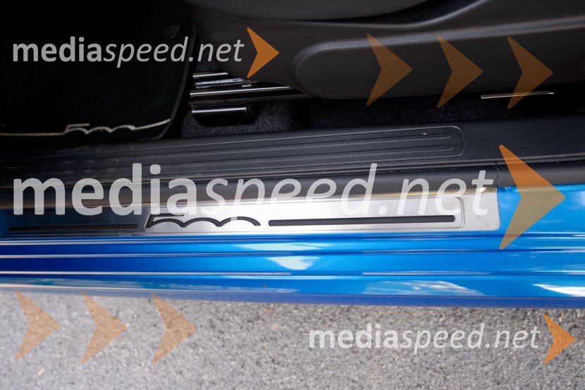 Fiat 500C 1.2 8V Sport, oznake avtomobila v detajlihFiat 500C 1.2 8V Sport, mediaspeed test