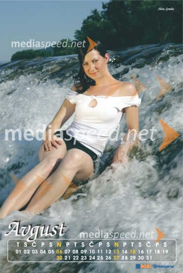 Avgust - Silva, Gradac - Koledar Lepotice slovenskega podeželja 2006Koledar Lepotice slovenskega podeželja 2006