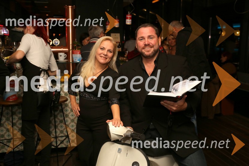  Petya Ivanova, operna solistka;  Jaki Jurgec, operni solistSeviljski brivec peče pico