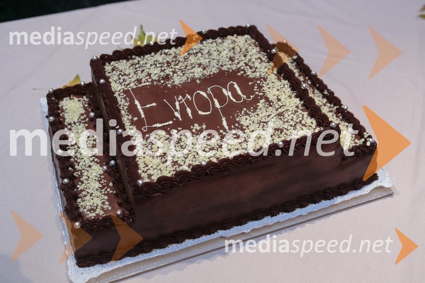 TortaEvropa, premiera predstave Vinka Möderndorferja