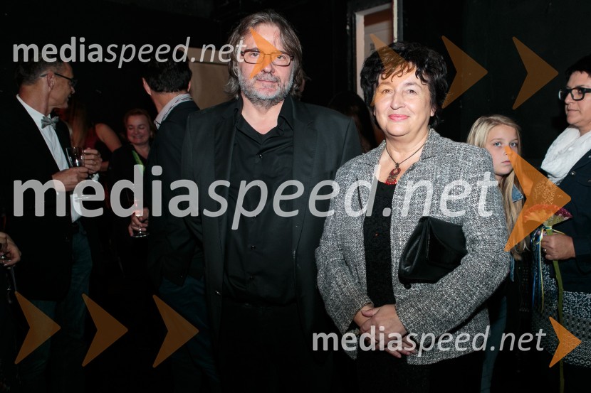  Vinko Möderndorfer, režiser; mag. Julijana Bizjak Mlakar, ministrica za kulturoEvropa, premiera predstave Vinka Möderndorferja