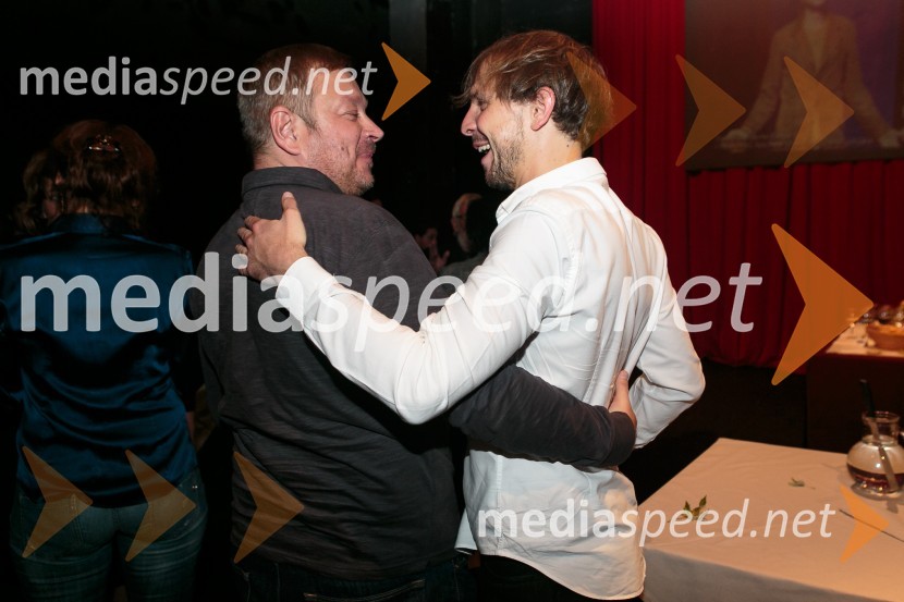  Robert Waltl, direktor, Mini teater;  Aljaž Jovanović, igralecEvropa, premiera predstave Vinka Möderndorferja