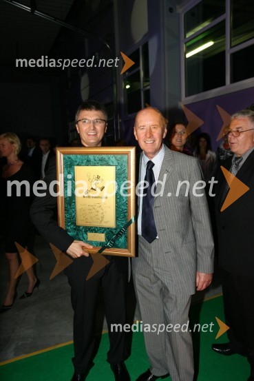 Franci Pliberšek, generalni direktor in lastnik podjetja MIK Celje in ...Otvoritev novih poslovnih prostorov podjetja MIK Celje v Vojniku