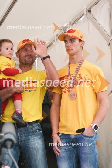  Bogomir Gajser, motokrosist (Motocross-Ski Gajser team);  Tim Gajser, motokrosist (Motocross-Ski Gajser team)Sprejem Tima Gajserja, svetovnega prvaka v motokrosu