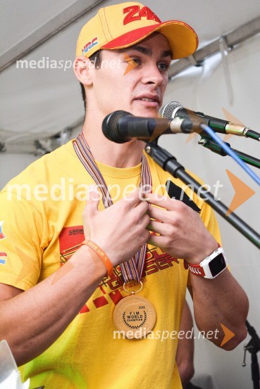  Tim Gajser, motokrosist (Motocross-Ski Gajser team)Sprejem Tima Gajserja, svetovnega prvaka v motokrosu