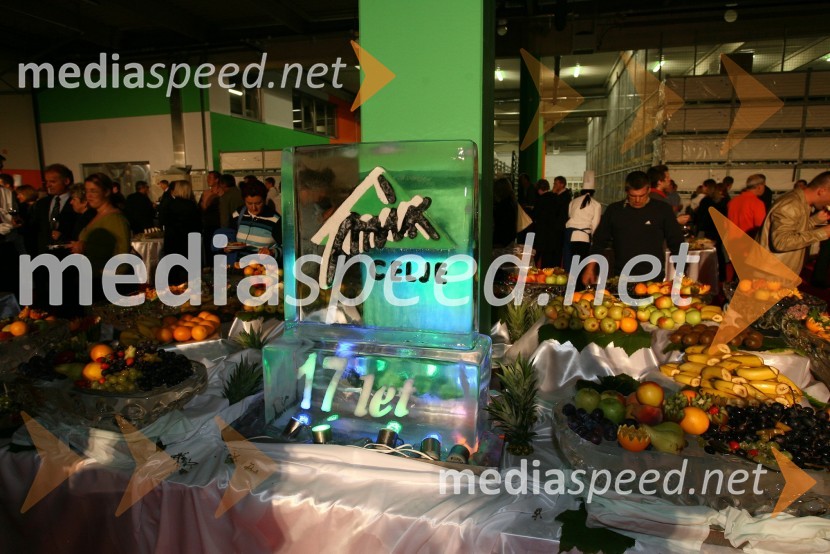 PogostitevOtvoritev novih poslovnih prostorov podjetja MIK Celje v Vojniku