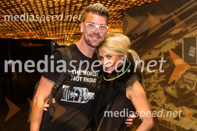  Domen  Mavrič, Agencija AVI;  Nina Vipotnik, vodja marketinga, Emporium 25 let skupine Big Foot Mama, koncert