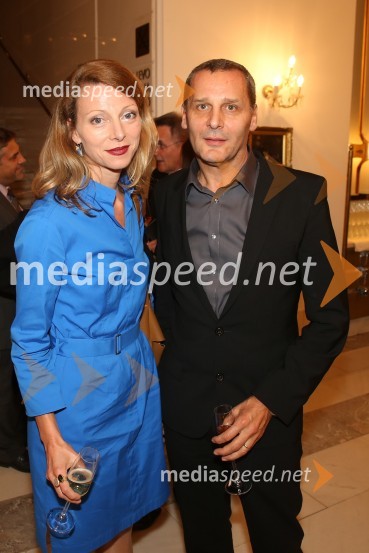  Nataša  Matješec Rošker,  igralka;  Danilo Rošker, direktor SNG MariborSeviljski brivec, premiera opere