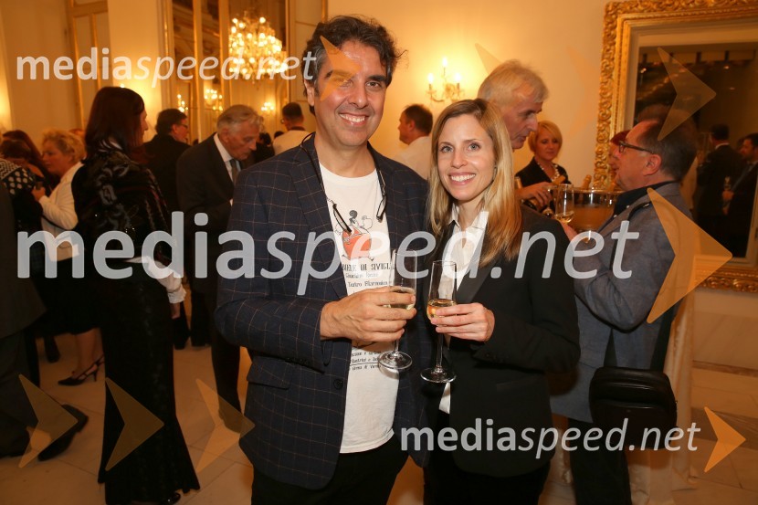  Pier Francesco  Maestrini, režiser;  Tara Simoncic, dirigentkaSeviljski brivec, premiera opere