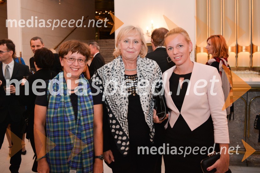 prof. dr.  Tatjana Welzer Družovec, Fakulteta za elektrotehniko, računalništvo in informatiko, UM; prof. dr. Janja  Črčinovič Rozman, Pedagoška fakulteta, Univerza v Mariboru; mag.  Nina Brumen, odvetnica Seviljski brivec, premiera opere