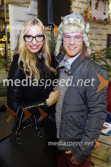  Nika Vivoda, Miss Kopra 2014;  ... Obraz Supernove 2015 je Klavdija Golja