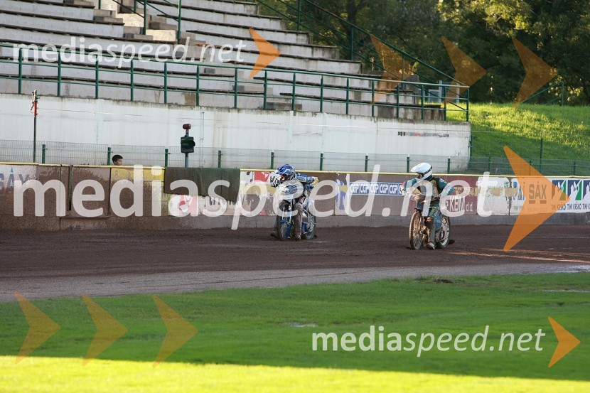 Matej Žagar (AMTK Ljubljana) in Aleksander Čonda (AMD Krško)SPEEDWAY Krško, trening